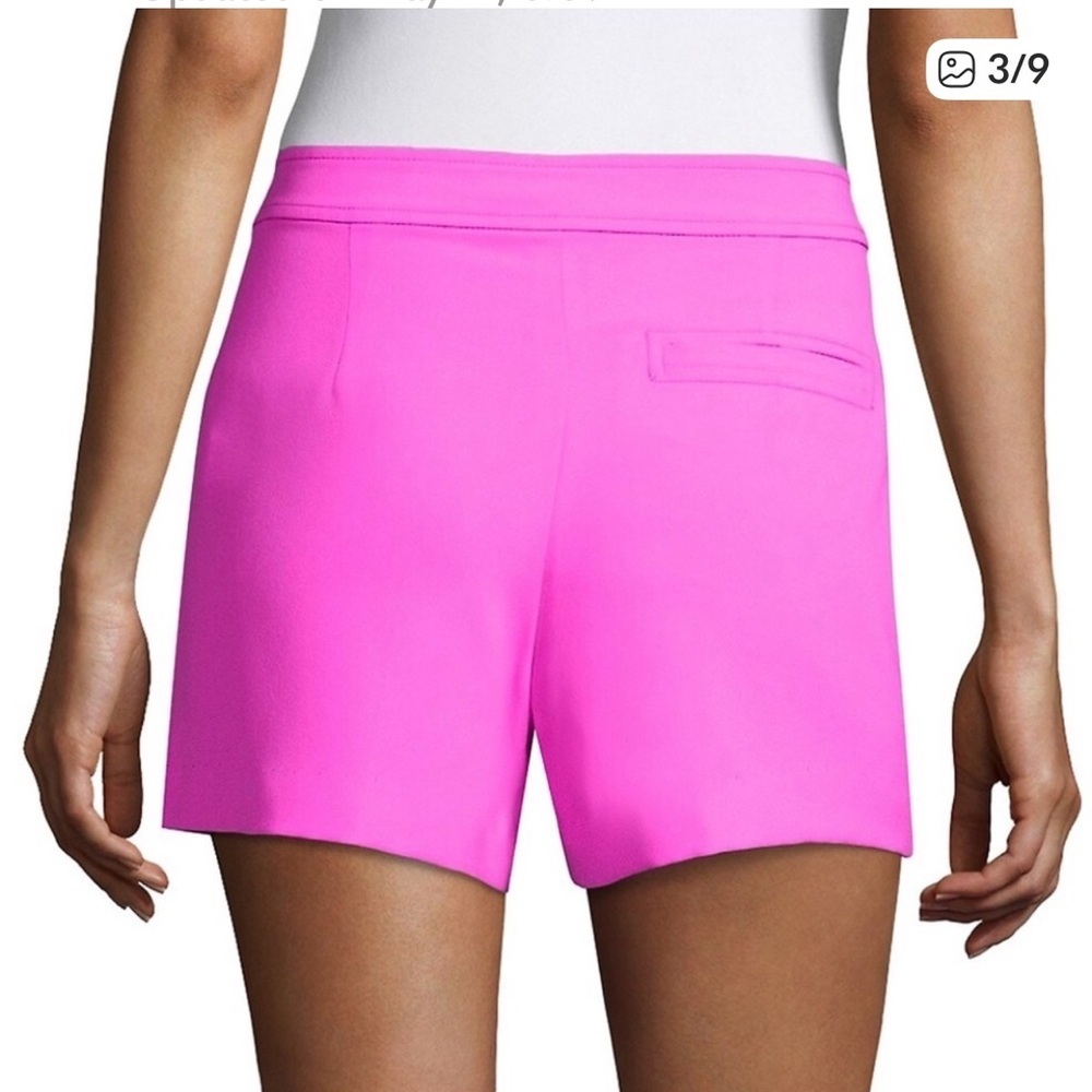 Trina Turk Daulton Crepe High Waisted Trina Pink shorts size 4 - Picture 3 of 15